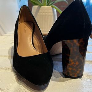 Essex lane black with a beautiful heel design